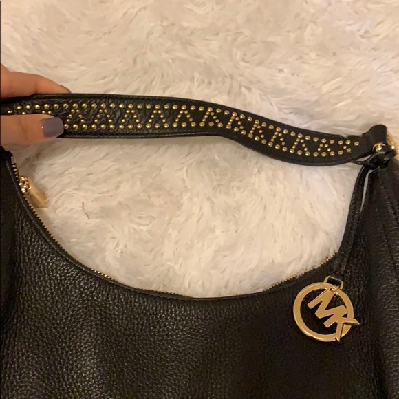 Authentic Michael Kors leather BoHo bag - Picture 2 of 3